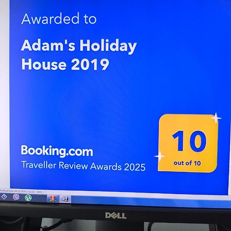 Adam'S Holiday House 2019 Kariani Luaran gambar