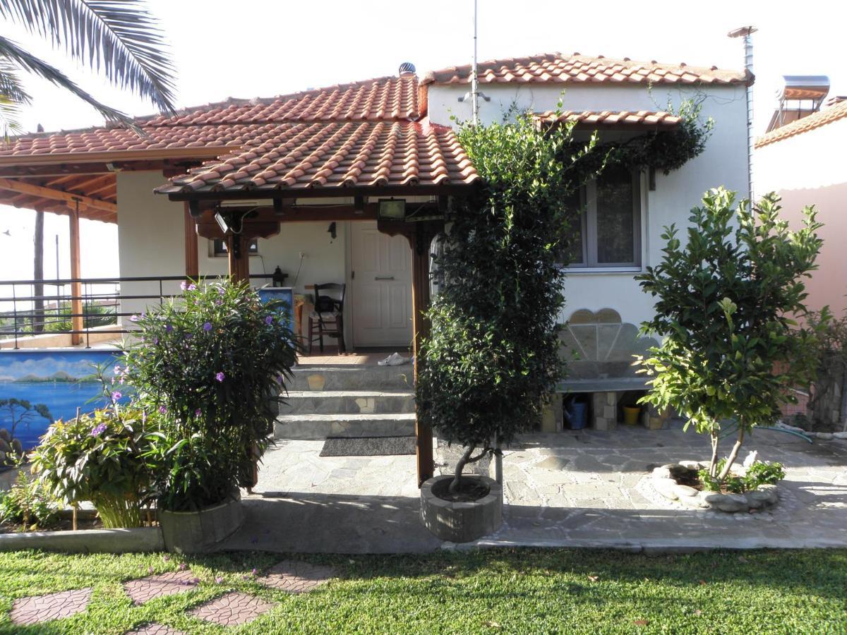 Adam'S Holiday House 2019 Kariani Luaran gambar